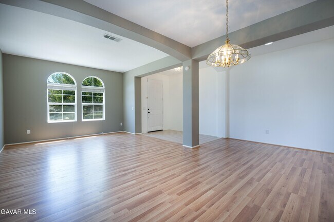 Building Photo - 40263 Preston Rd