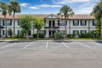 Building Photo - Spacious 2/2 Condo In Lancelot at Winter Park