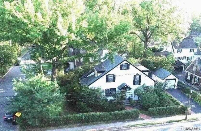 Building Photo - 28 Vista Hill Rd