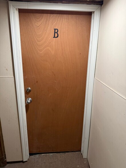 Building Photo - 1445 Lacey St