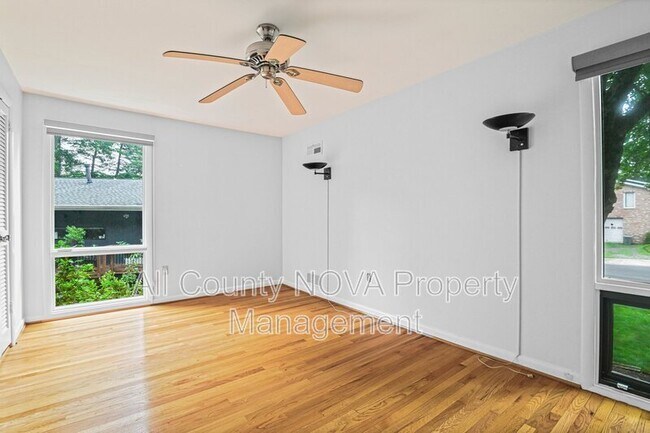 Building Photo - 8108 Timber Valley Ct