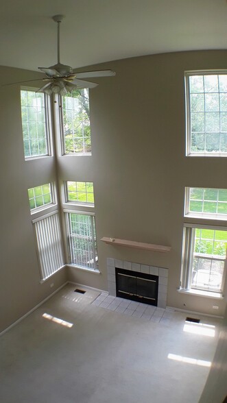 Building Photo - 2817 Adams Ct