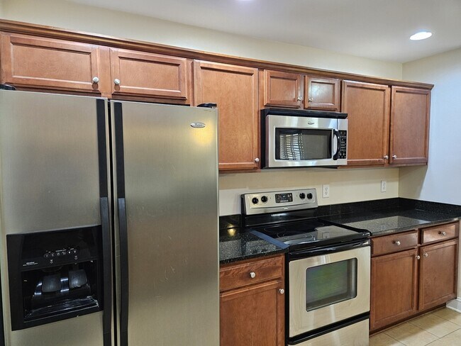 Building Photo - 550 Orchard Falls Dr