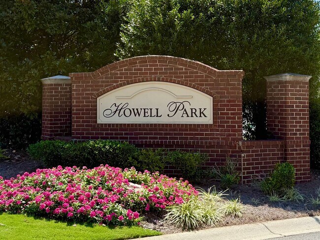 Building Photo - 3 Bedroom Townhome in the Heart of Dulth
