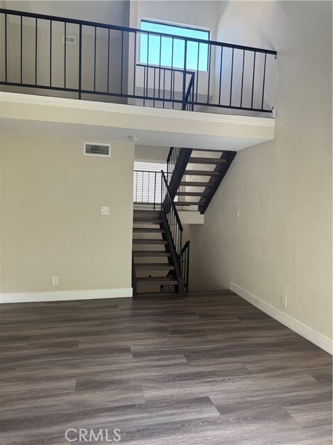 Building Photo - 758 S Garfield Ave