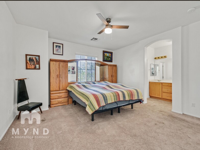 Building Photo - 9105 White Eyes Ave