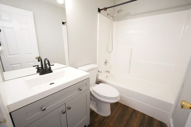 Building Photo - Coming Available!