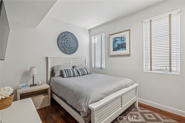 Building Photo - 610 Marigold Ave