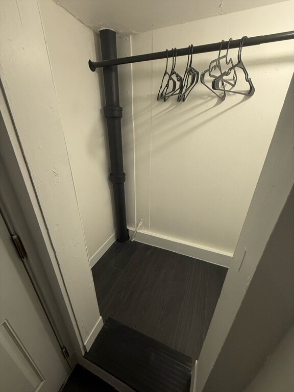 Building Photo - 39 Garden St