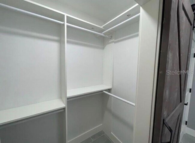 Building Photo - 8907 N Blvd