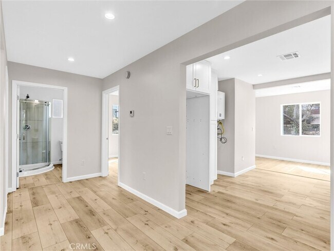 Building Photo - 4126 1st St