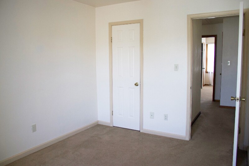 Building Photo - 202 Stonehall Ct