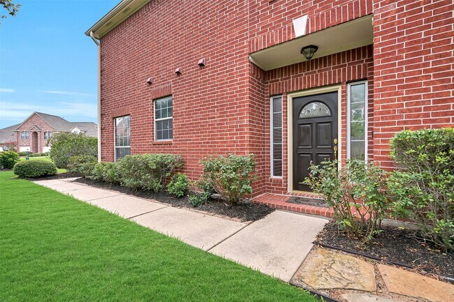 Building Photo - 1408 S Friendswood Dr