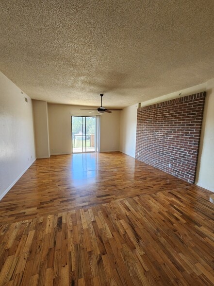 Building Photo - Magnolia Parke