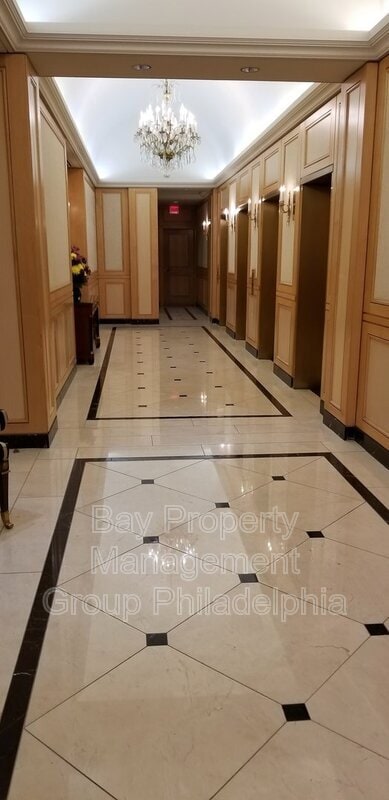 Building Photo - 1500 Chestnut St