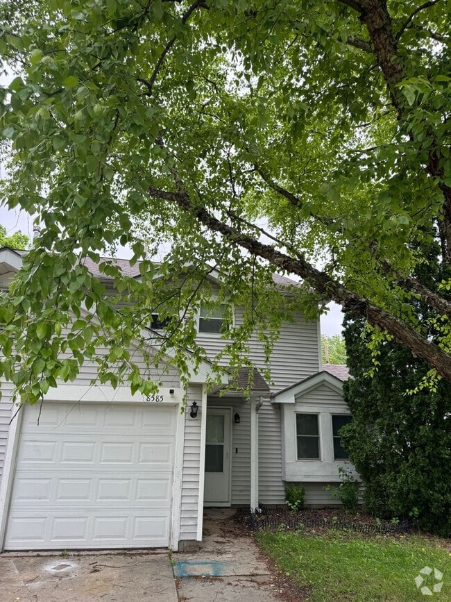 Building Photo - Lawrence Twp - 3 bedroom townhome