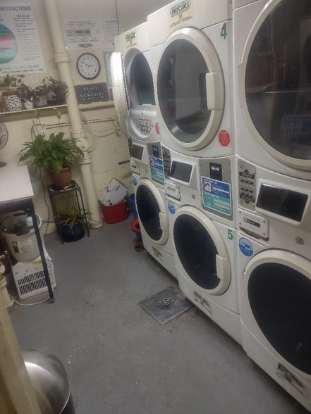 Building Photo - E. 58th St, 2nd Ave