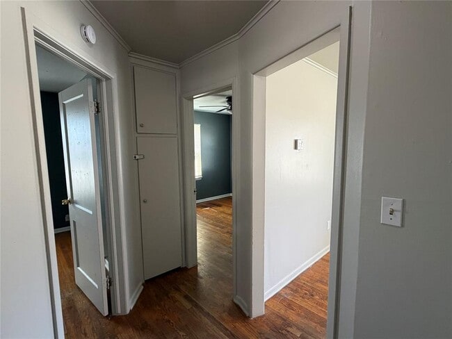 Building Photo - 3929 NW 32nd St