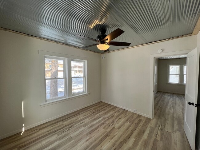 Building Photo - Click the “Apply Now” button or email wapmrentals@gmail.com for a prompt response.