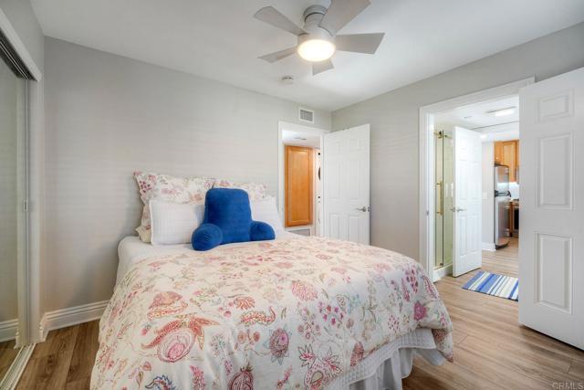 Building Photo - 7509 Ave