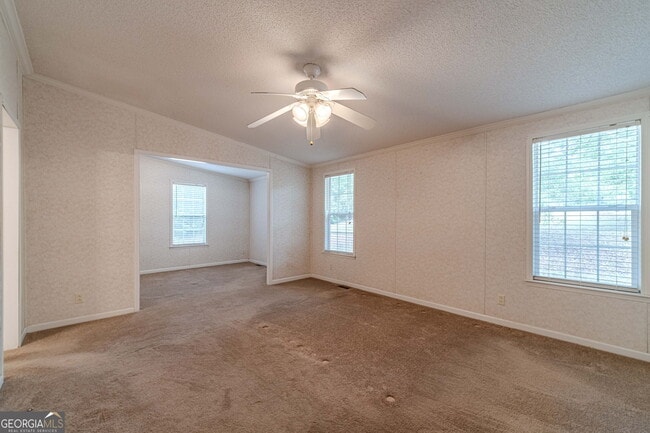 Building Photo - 246 Kings Ridge Dr