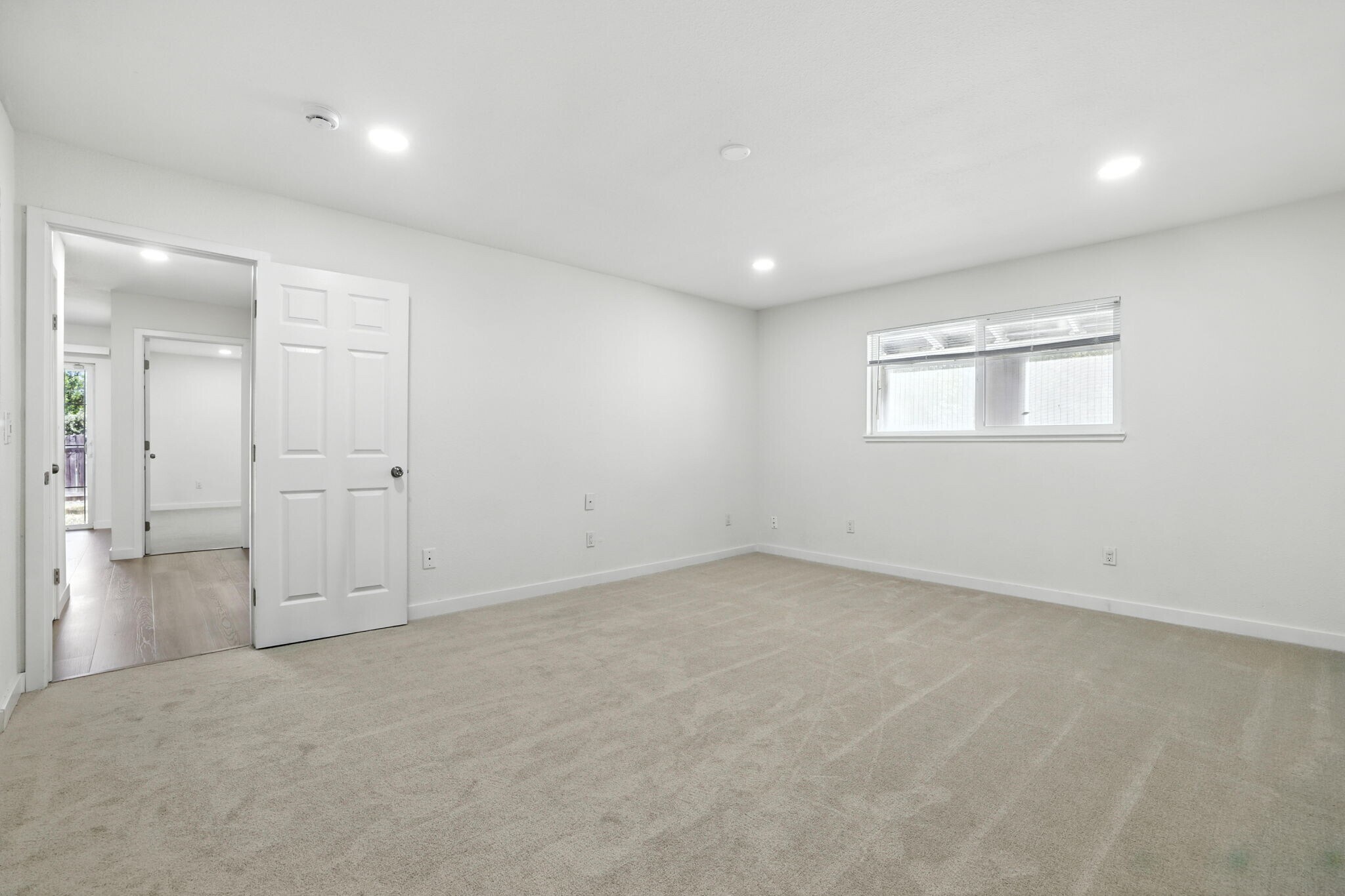 Building Photo - 2051 56th Ave