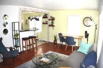 Building Photo - Bright, remodeled Sugarhouse Bungalow