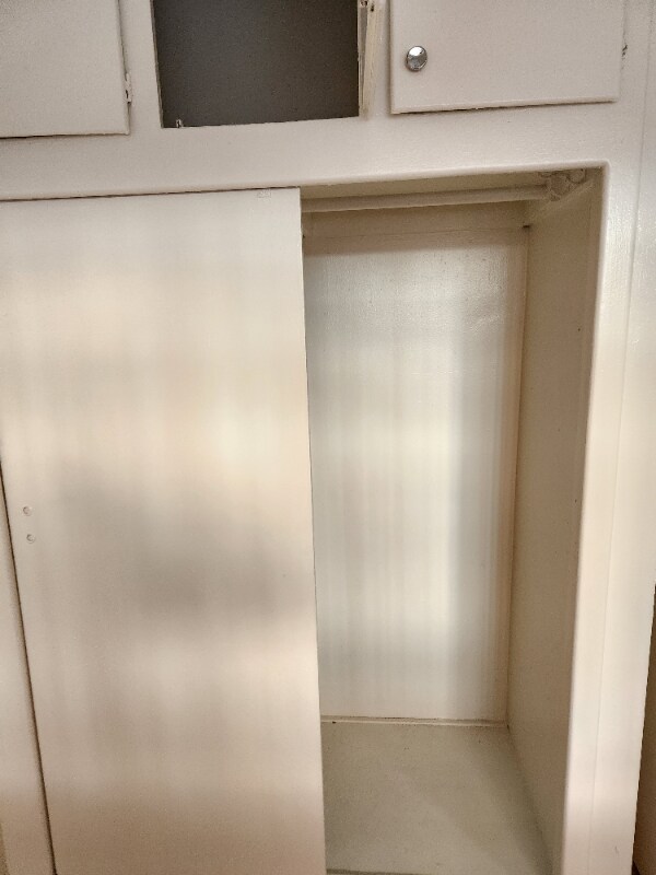 Building Photo - 1909 Beachwood Dr