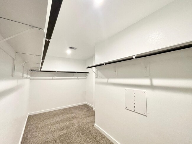 Building Photo - 30007 Foxtail Pne Ct