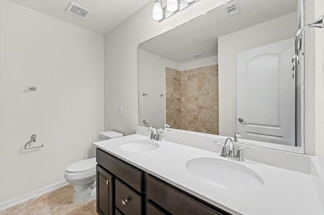 Building Photo - 14201 Spring Birch Ln