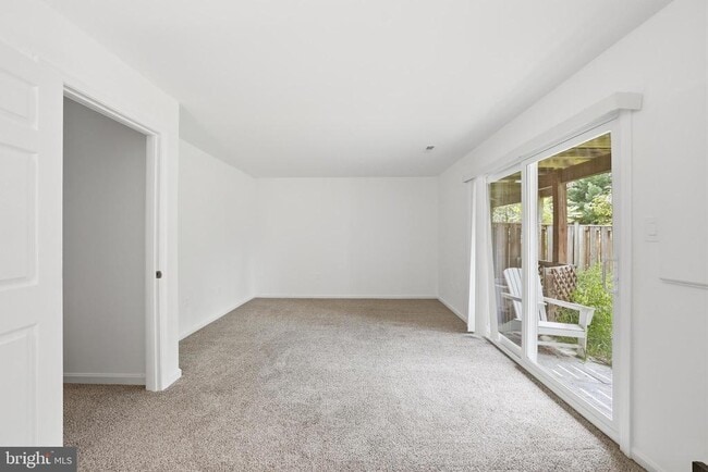Building Photo - 46733 Woodmint Terrace