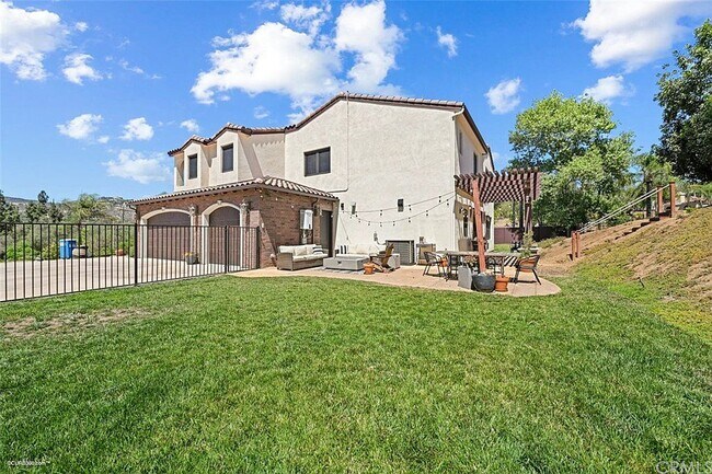 Building Photo - 3473 Sagewood Hills Rd