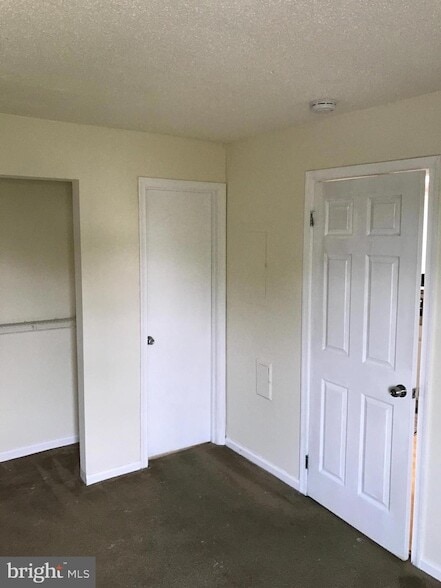 Building Photo - 14032 Vista Dr