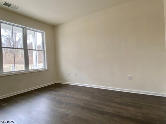 Building Photo - 169 Tarrington Rd