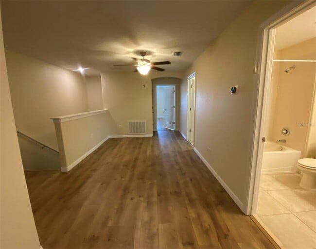 Building Photo - 12013 Greengate Dr
