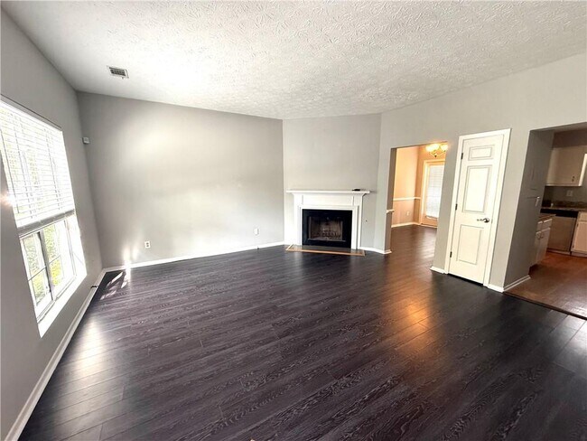 Building Photo - 805 Wedgewood Way