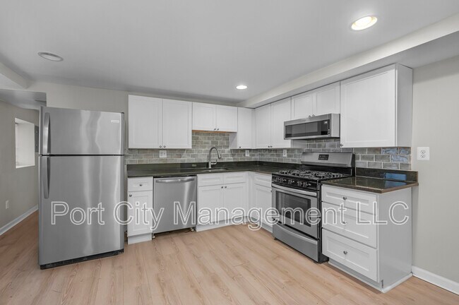 Building Photo - 2800 Harford Rd