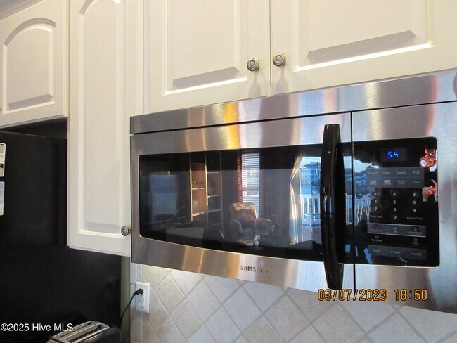 Building Photo - 108 Sea Star Cir