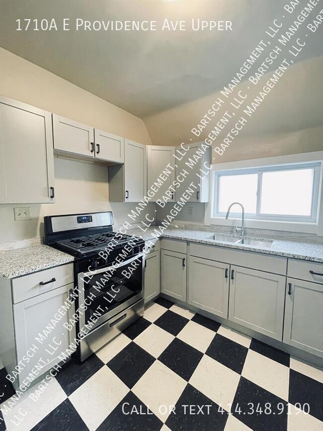 Building Photo - 1710 E Providence Ave