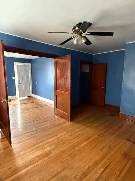 Primary Photo - 322 Park St