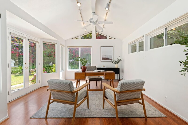 Building Photo - 358 El Gaucho Rd