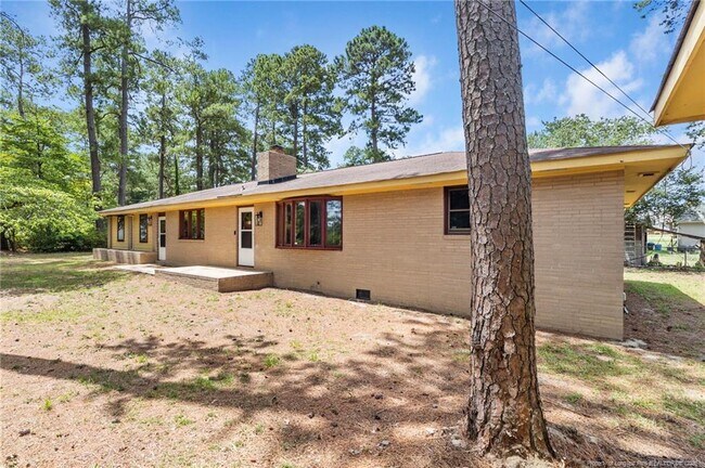 Building Photo - 3450 Cornell Dr