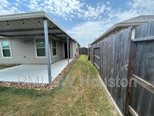 Building Photo - 10022 Granite Grove Ln