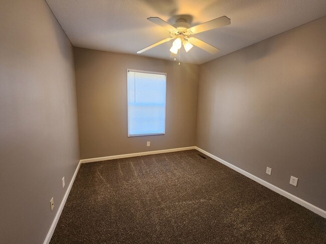Building Photo - $250 OFF Move In Special! - 3 Bedroom 2.5 Bath + Bonus Room
