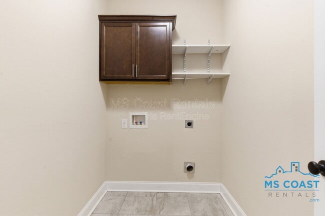 Building Photo - 848 Reunion Pl Cir