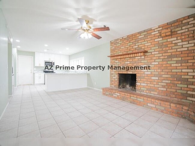 Building Photo - 1473 N Amarillo St