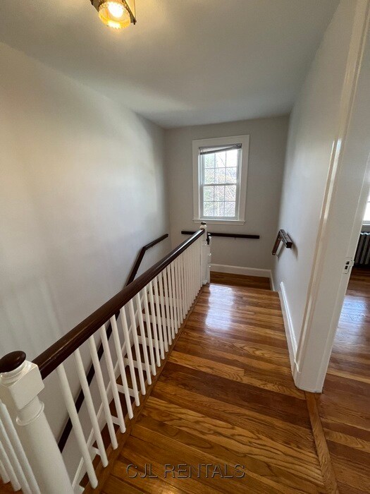 Building Photo - 30 Stearns Rd