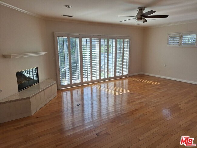 Building Photo - 7539 Denrock Ave
