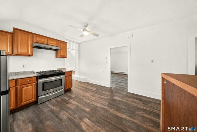 Building Photo - 42-46-46 Hanford Ave