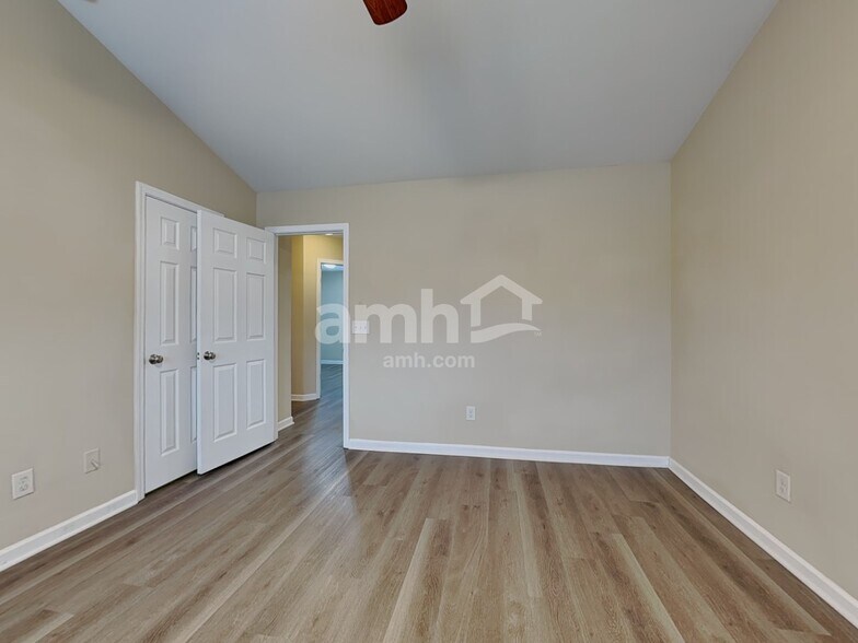 Building Photo - 4028 Tarrant Trace Cir